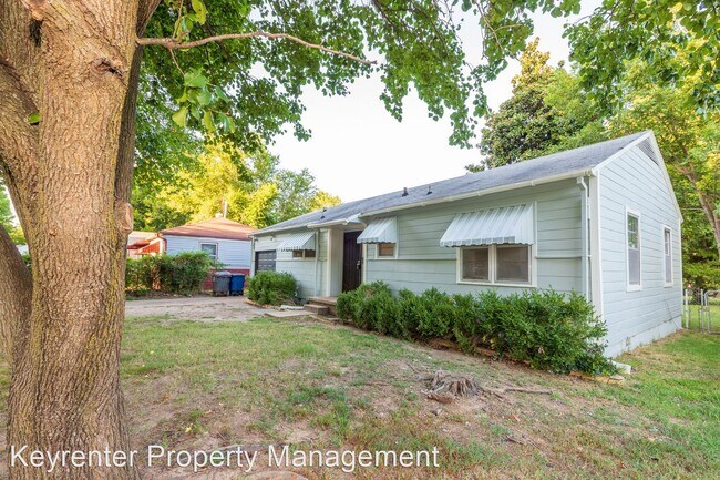 Building Photo - 3 br, 1 bath House - 4503 N Kenosha Ave