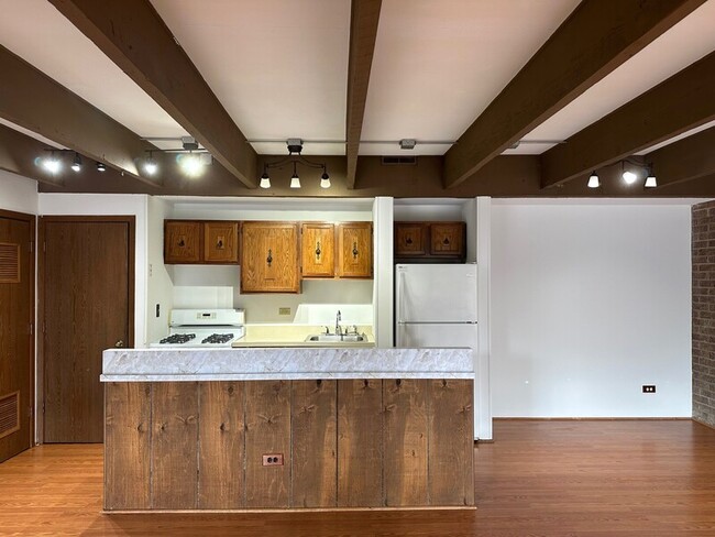 Building Photo - 709 Kenneth Cir