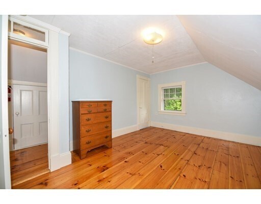 Foto del edificio - 53 Depot St