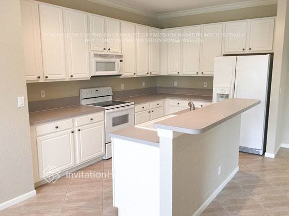 Building Photo - 8651 Gold Cay