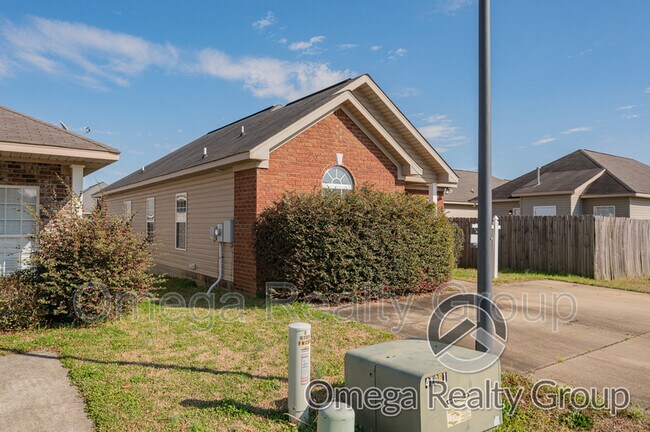 Building Photo - 9717 Full Moon Cir