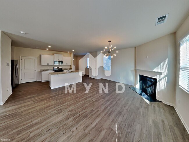 Building Photo - 4 br, 2.5 bath House - 5405 Barberry Avenue