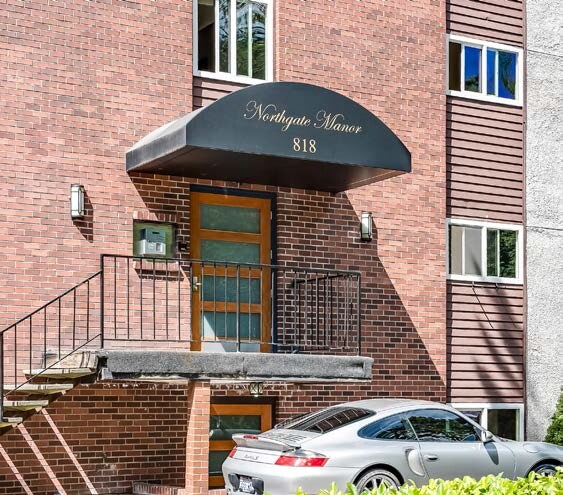 Foto de entrada principal - Northgate Manor