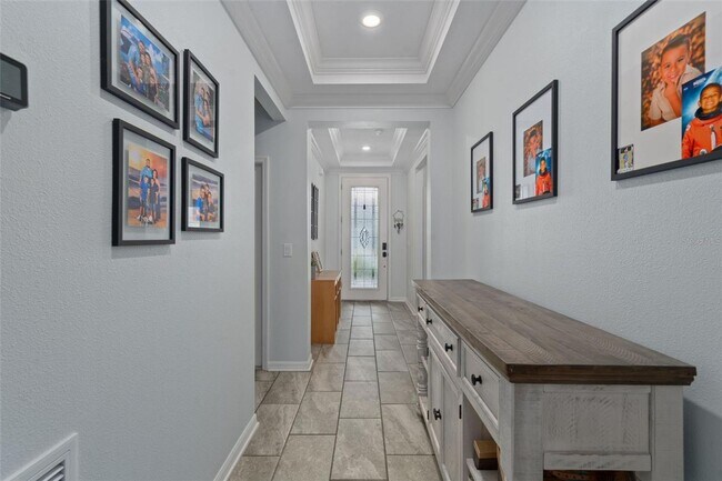 Foto del edificio - Beautiful 4bd 2ba Home plus a 3 Car Garage