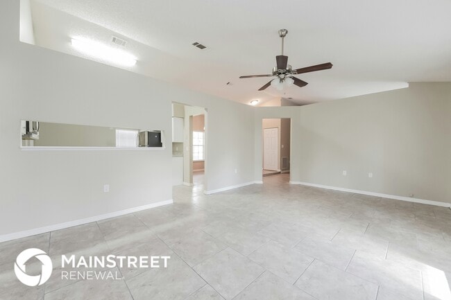 Building Photo - 945 Delano Ct