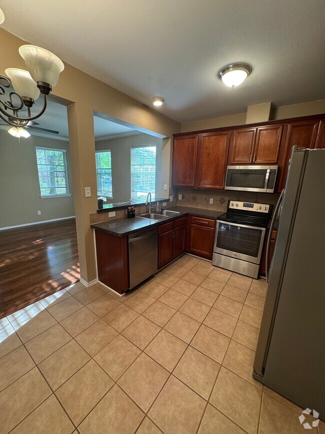Building Photo - 4144 Kyndra Cir