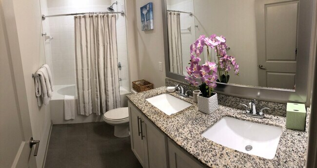 Foto del edificio - 11655 Flat Branch Cl Dr