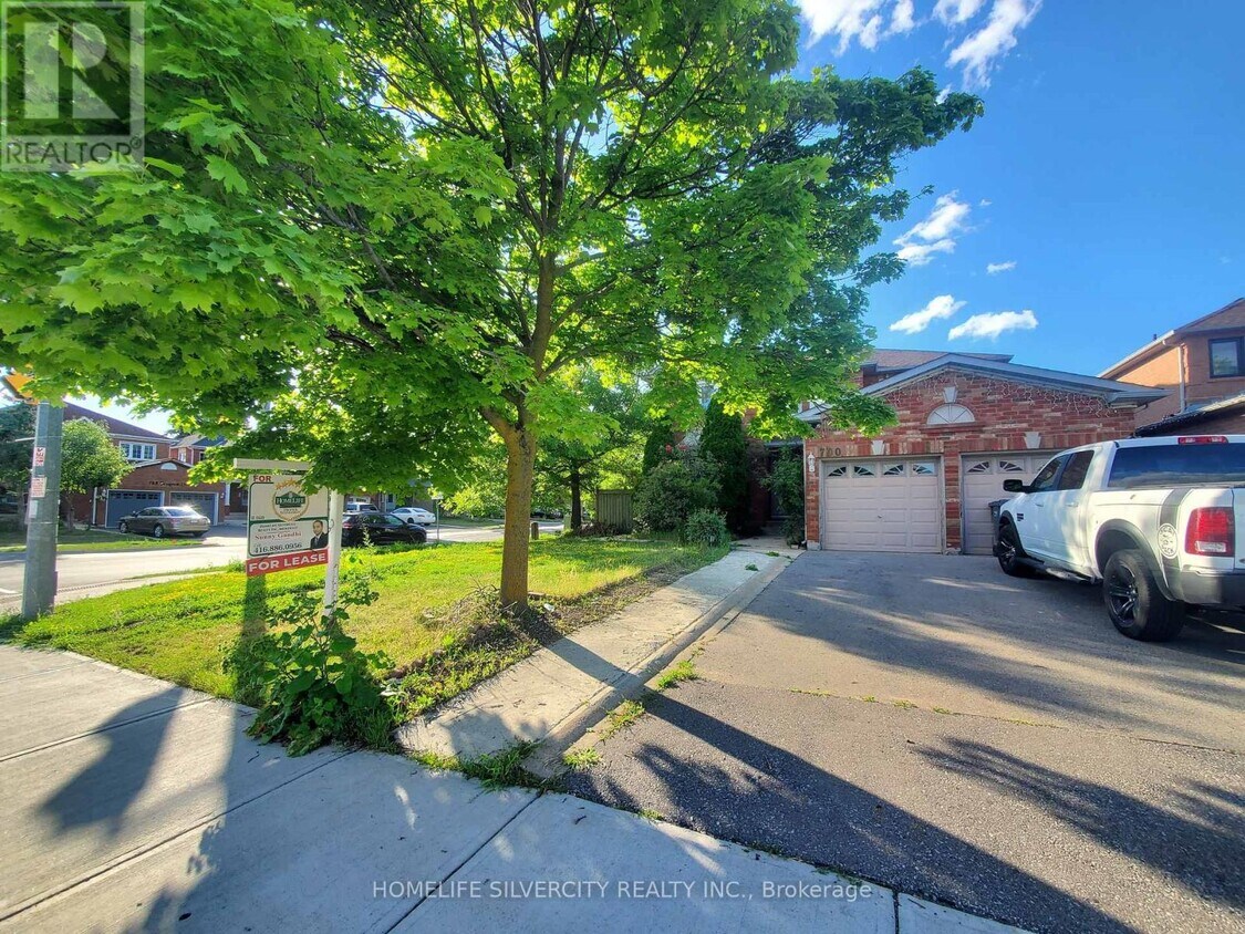 Primary Photo - 700 Peter Robertson Blvd