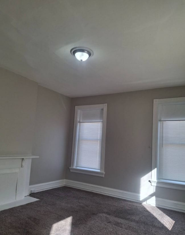 Building Photo - 1203 Bates Ave