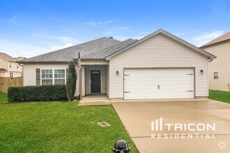 Building Photo - 531 Falkland Cir