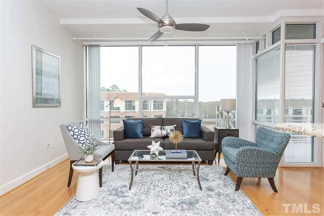 Foto del edificio - 3509 Environ Way