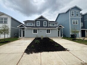 Building Photo - 13310 Rowdy Cv
