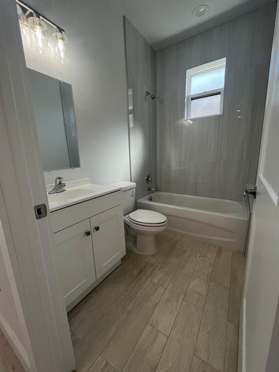 Foto del edificio - 8 Bunker View Pl