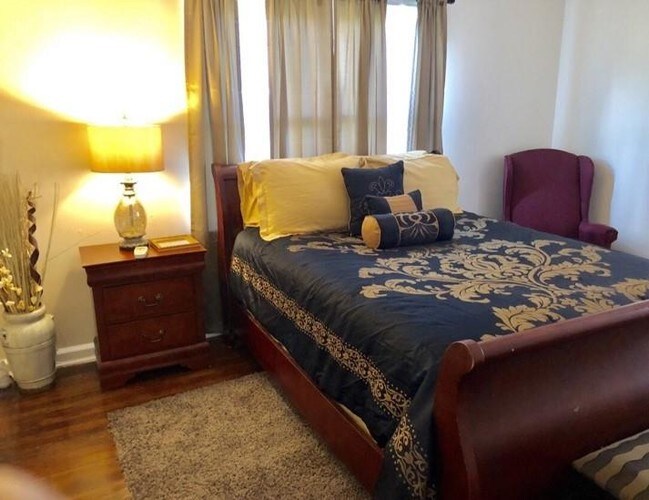 Foto del edificio - 1839 Penelope Rd NW