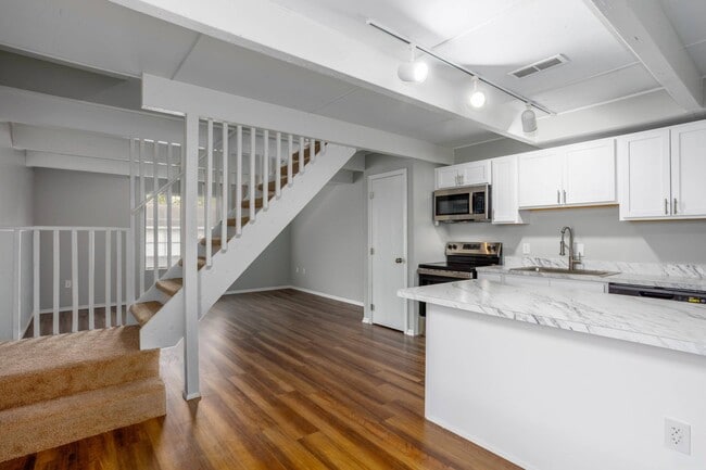 Living Area - Chartwell Apartments