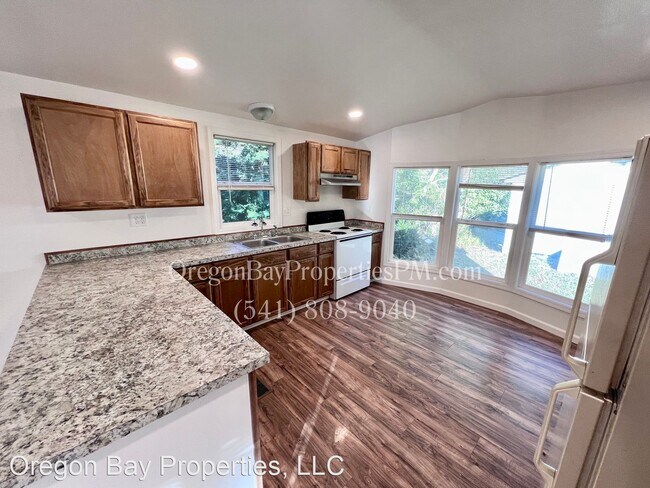 Building Photo - 1 br, 1 bath House - 91075B Libby Lane