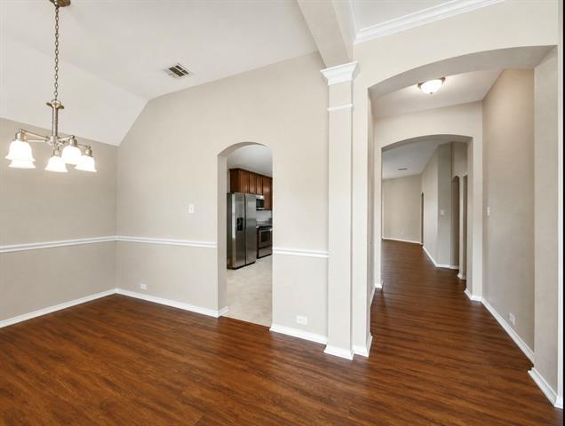 Building Photo - 2817 Bentwood Way