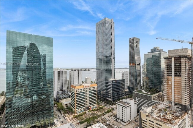 Building Photo - 1300 S Miami Ave