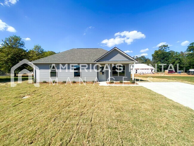 Foto del edificio - Beautiful Home for Rent in Talladega, AL! DEPOSIT PENDING!