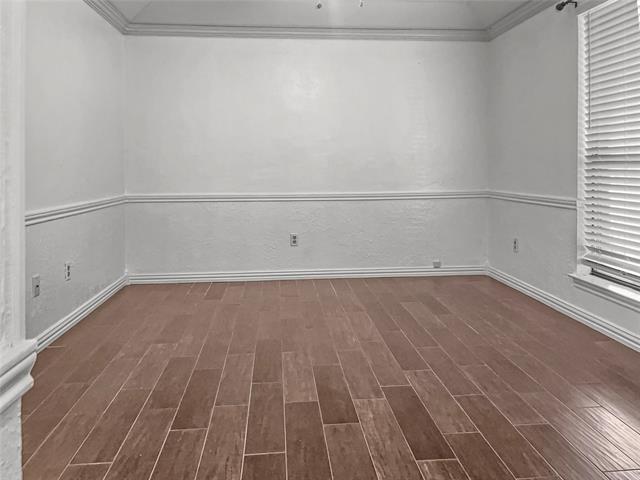 Foto del edificio - 2106 Glen Forest Ln