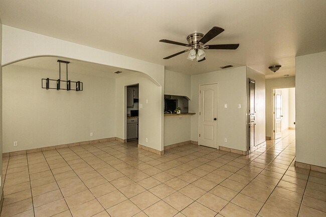 Foto del edificio - 9802 Cantera Ct