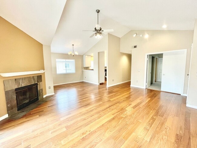 Building Photo - 11329 Avenida De Los Lobos