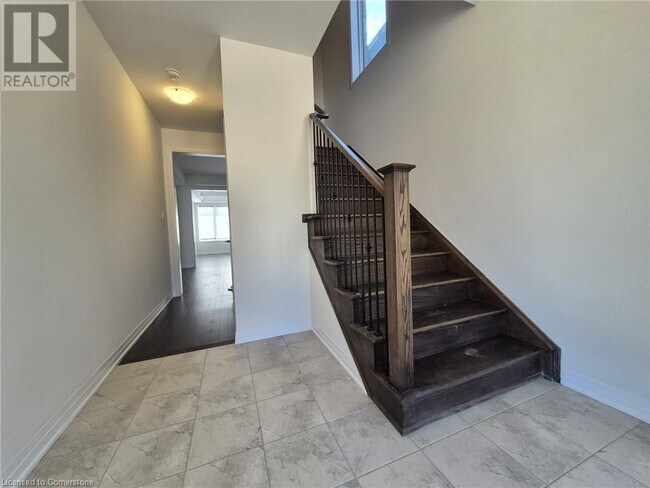 Building Photo - 24 Blain Dr