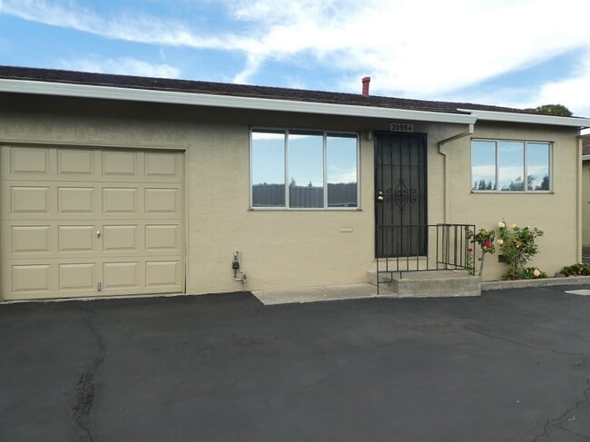 Building Photo - 20984 Cato Ct