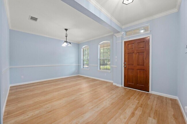 Foto del edificio - 1421 Gorham St