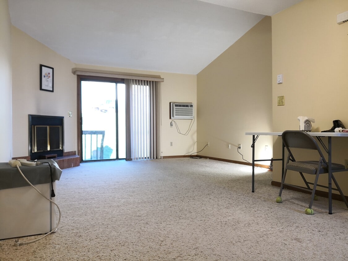 Primary Photo - 33 Baxter Rd
