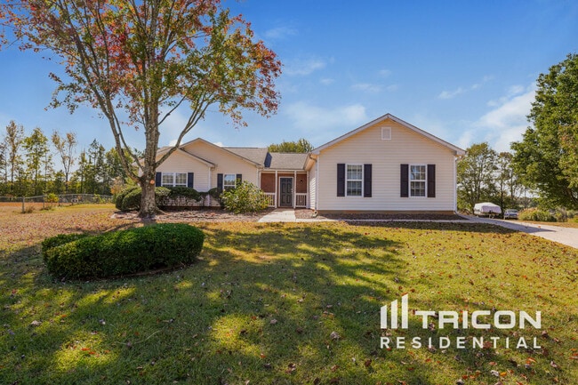 Building Photo - 2725 Archer Way