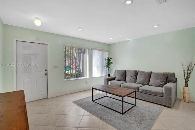 Foto del edificio - 1726 SW 110th Terrace