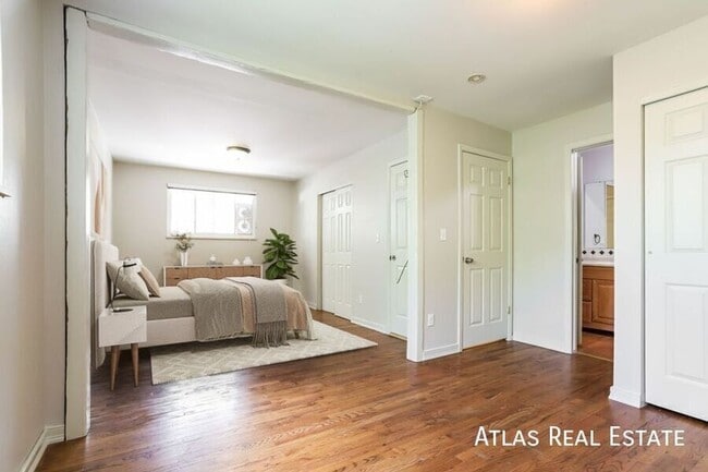 Photo - 3603 W 90th Pl Apartment