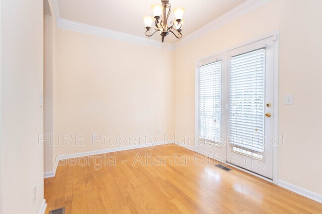 Foto del edificio - 1741 Highlands View Dr