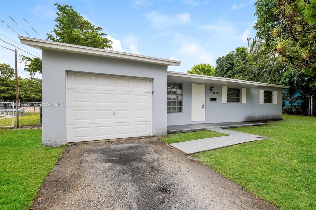 Foto principal - 1850 NW 47th Ave