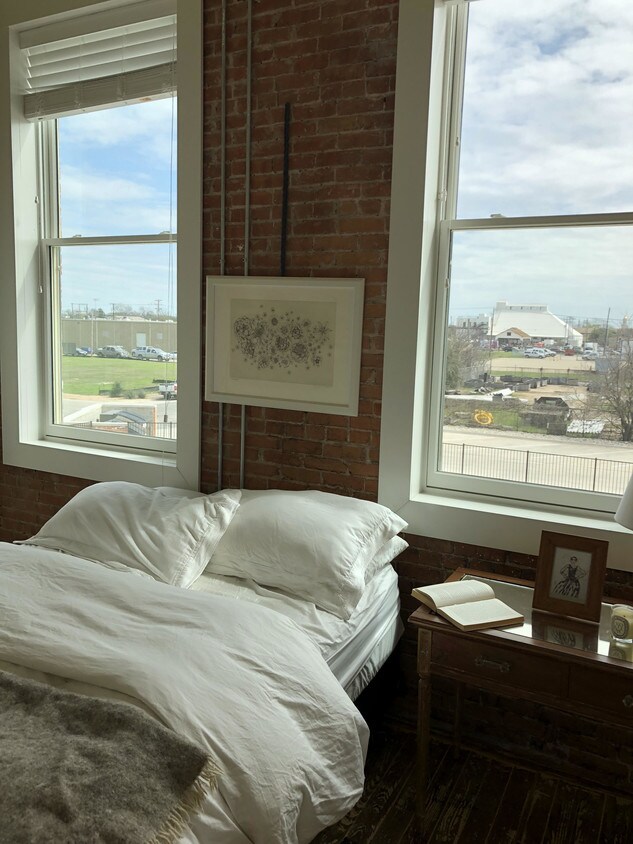 Foto principal - 700 Franklin Ave