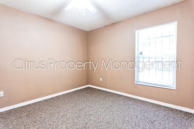 Photo - 5201 Yaupon Street House