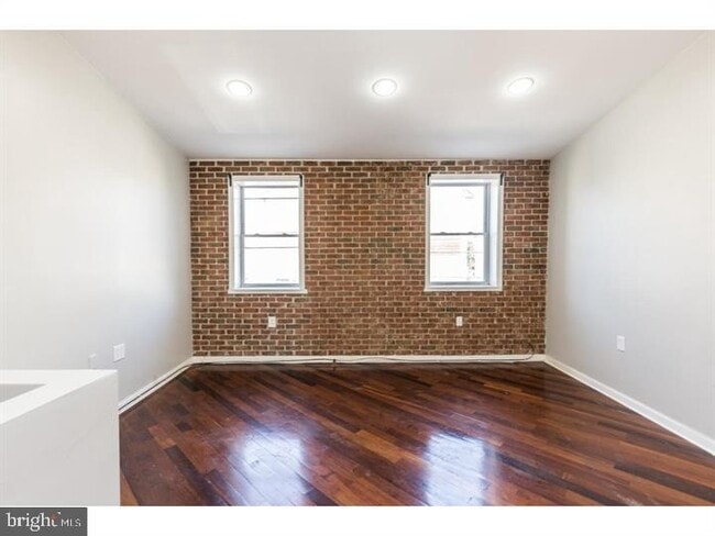Foto del edificio - 1233 N 16th St