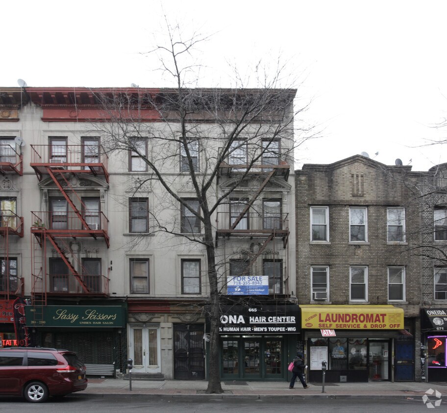 Building Photo - 665 Flatbush Ave