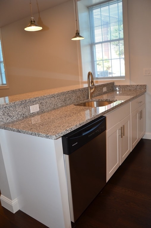 Building Photo - 6 Admirals Wy
