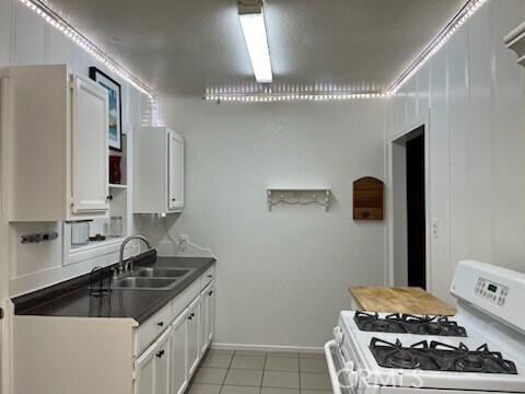 Building Photo - 209 Chaney St