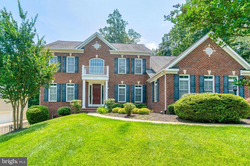 Foto principal - 9045 John Sutherland Ln