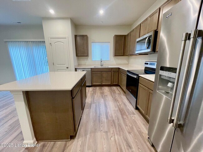 Foto del edificio - 7617 Fair Ln
