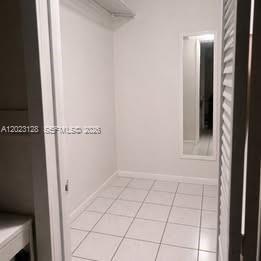 Foto del edificio - 9800 Hammocks Blvd