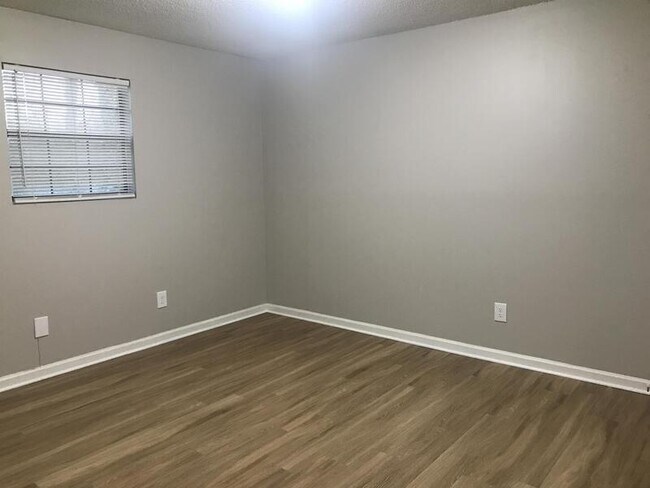 Foto del edificio - 2509 Green Oaks Ct SE