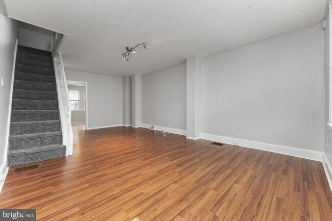 Building Photo - 3494 Weikel St