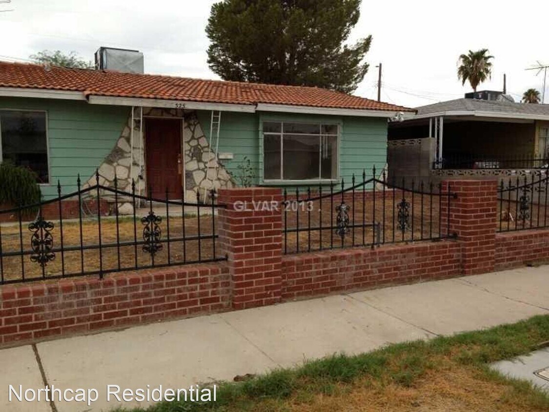 Primary Photo - 3 br, 1 bath House - 525 Wyatt Ave