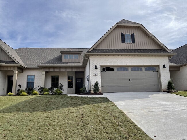 Building Photo - 117 Farmall Ln