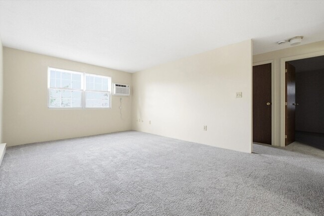 Foto del edificio - 504 River Rd