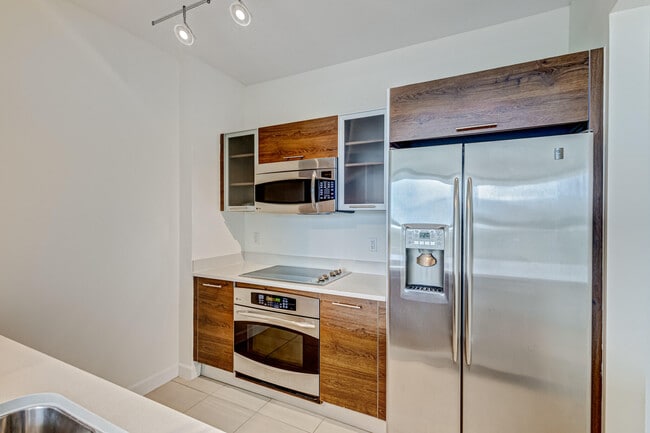 Foto del edificio - 480 Hibiscus St